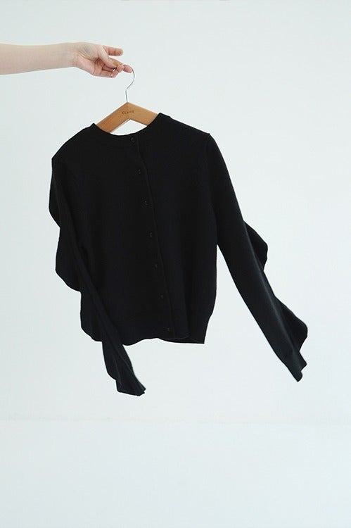 W FACE SHOULDER FRILL KNIT CARDIGAN