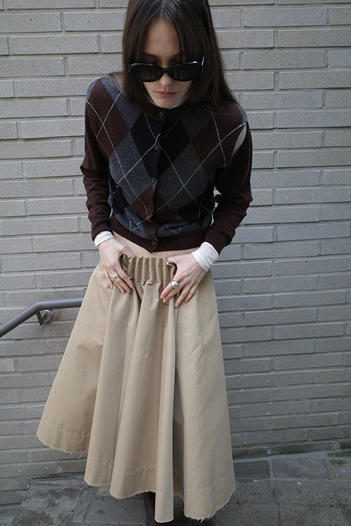 TUCK DETAIL FLARE SKIRT