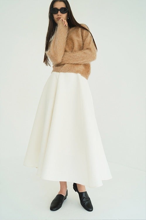 VOLUME FLARE SKIRT