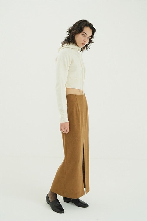 TEXTURE SLIT SKIRT