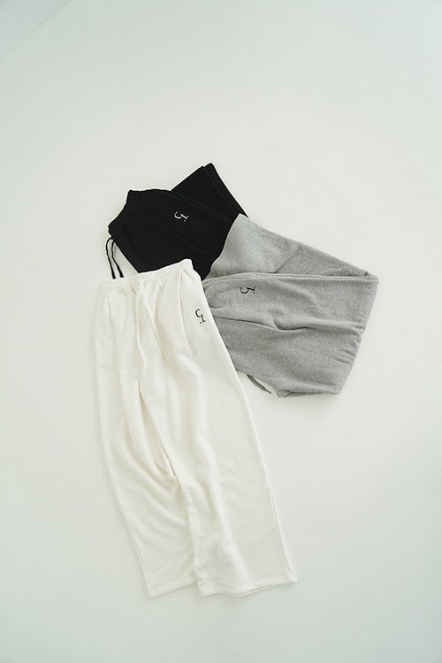 LOGO SWEAT TUCK WIDE PANTS