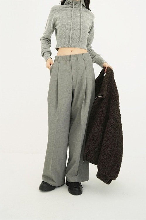 TUCK WIDE PANTS