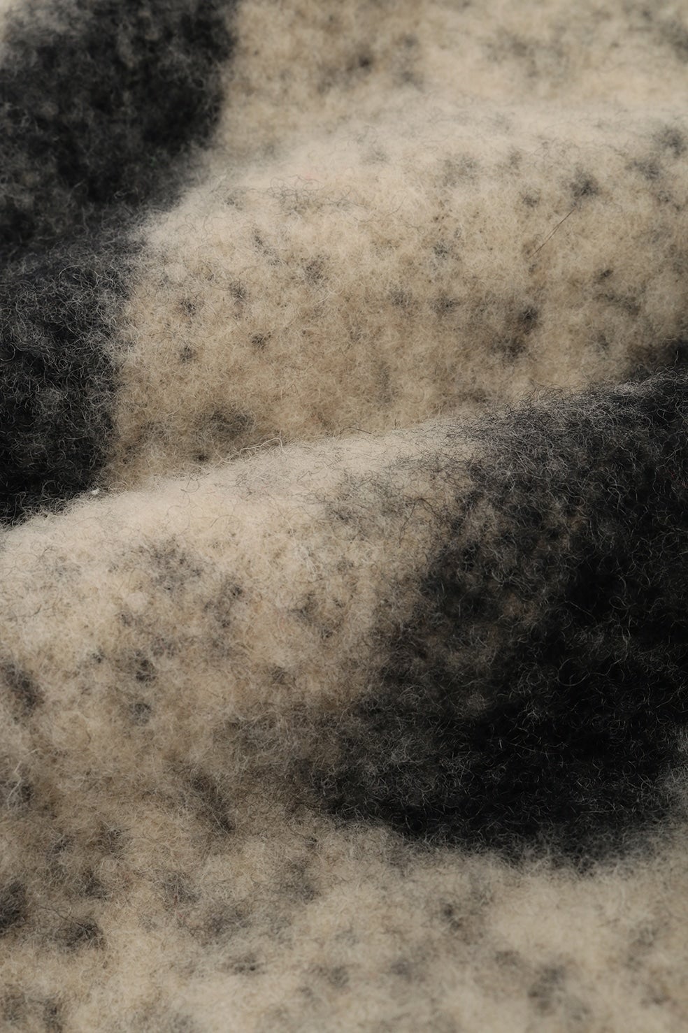 CLANE LOGO MUFFLER｜GOODS(グッズ)｜CLANE OFFICIAL ONLINE STORE