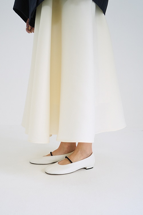 【25SS PRE ORDER】OBLIQUE TOE FLAT SHOES