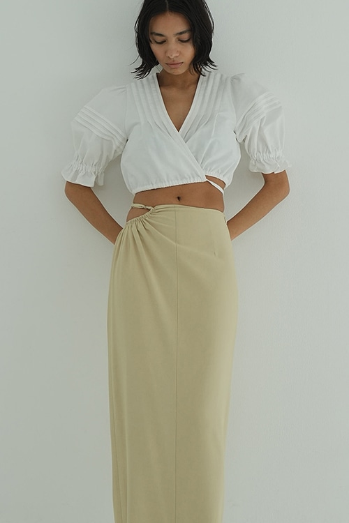 PINTUCK CROPPED BLOUSE