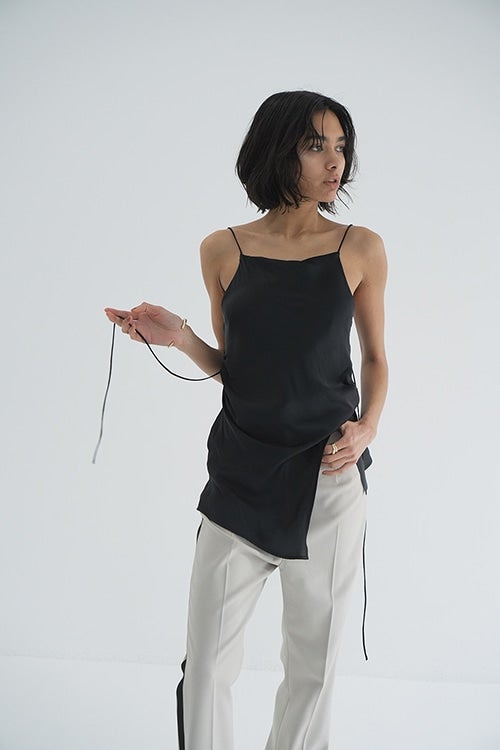 DRAPE SATIN CAMISOLE TOPS