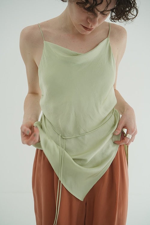DRAPE SATIN CAMISOLE TOPS