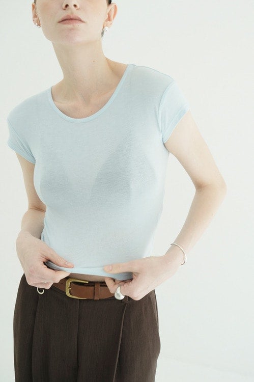 SOFT SHEER COMPACT TOPS