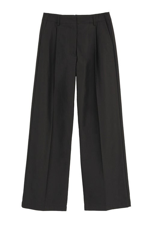 LOW WAIST TUCK STRAIGHT PANTS