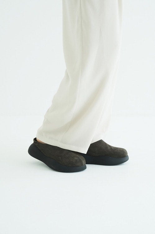 SUEDE PUFF SLIPONS
