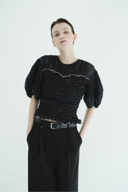 COLOR STITCHED SHIRRING TOPS