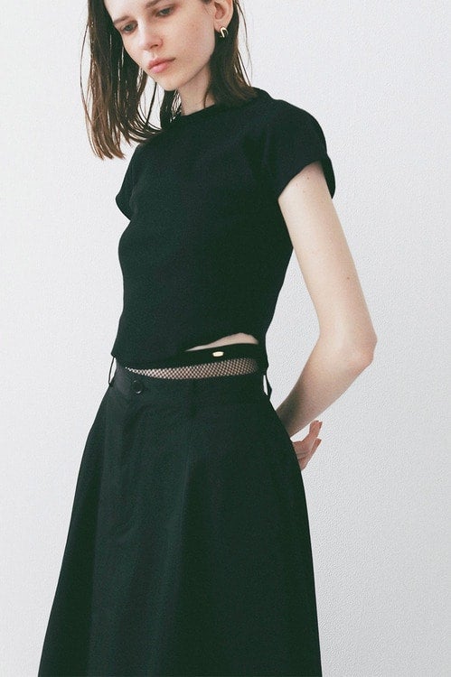 ROUND HEM SHORT SLEEVE TOPS