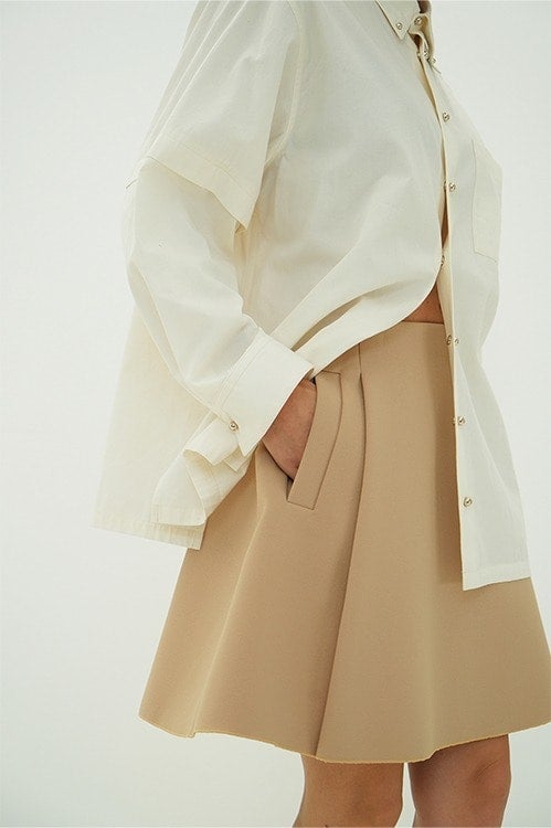 LOW WAIST FLARE MINI SKIRT