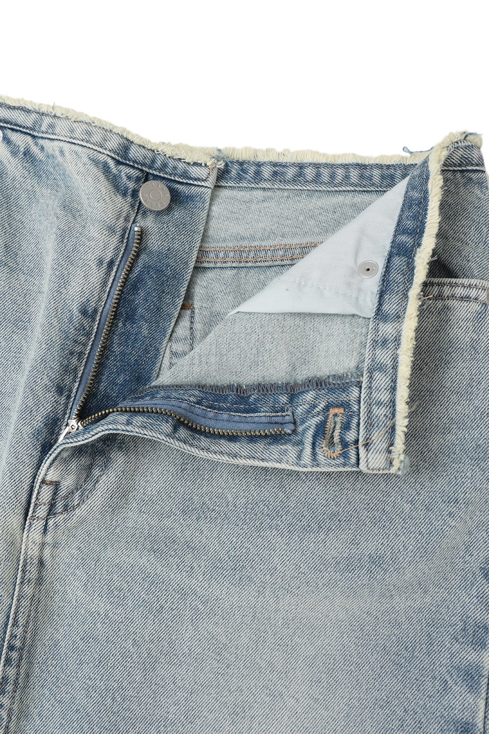 FRONT SLIT DENIM SKIRT｜SKIRT / PANTS(スカート/パンツ)｜CLANE