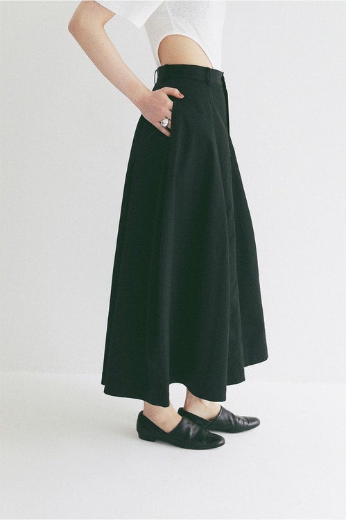 COCOON LINE VOLUME SKIRT