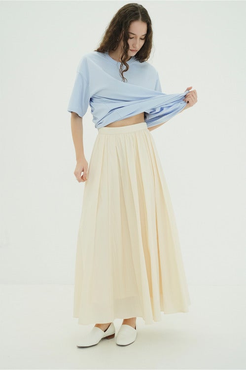 VOLUME FLARE AIRY SKIRT