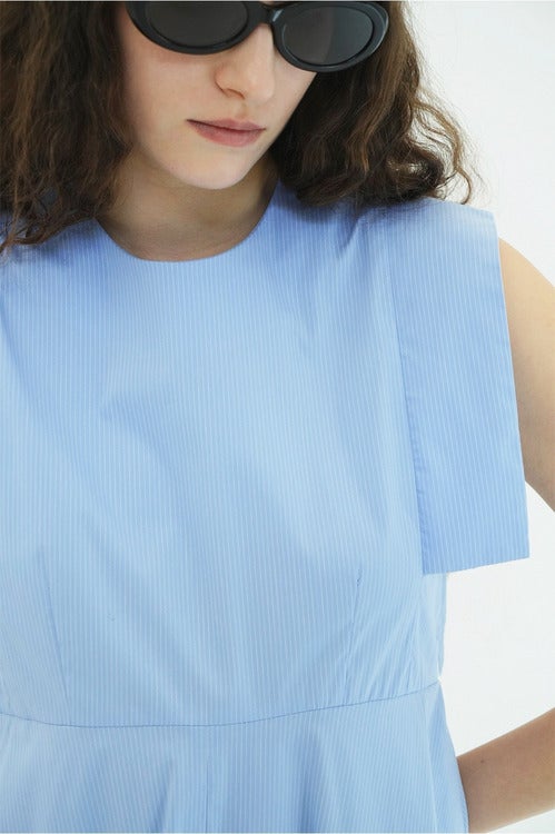 SQUARE SLEEVE ONEPIECE