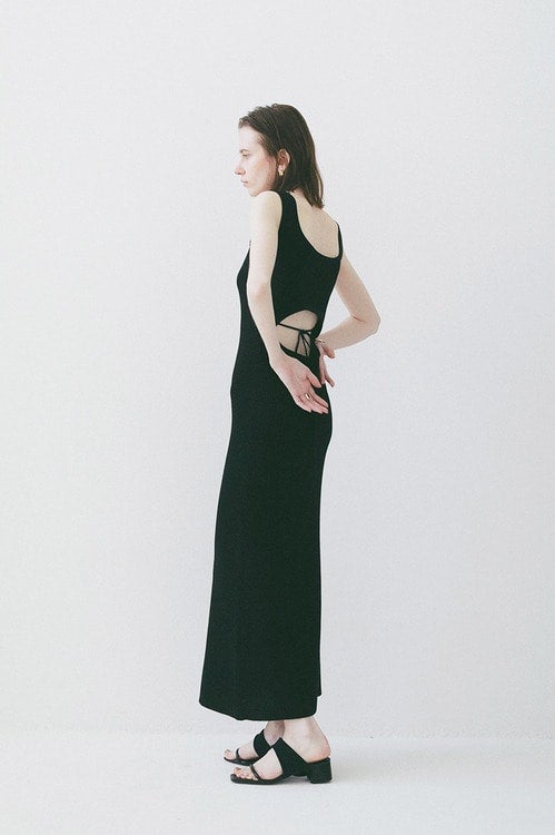 BACK OPEN RIBBON KNIT ONEPIECE