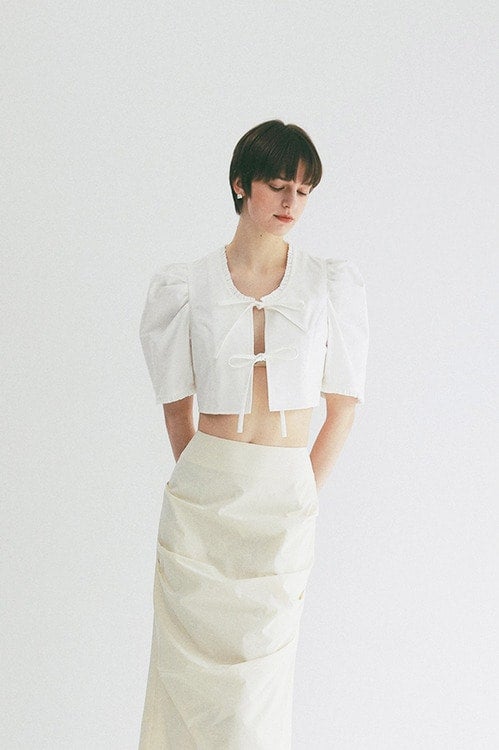 FRILL RIBBON SHORT BLOUSE