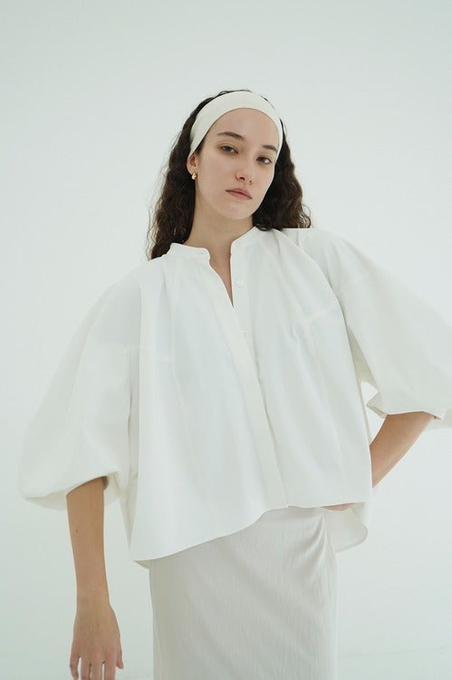 VOLUME SLEEVE STAND NECK SHIRTS