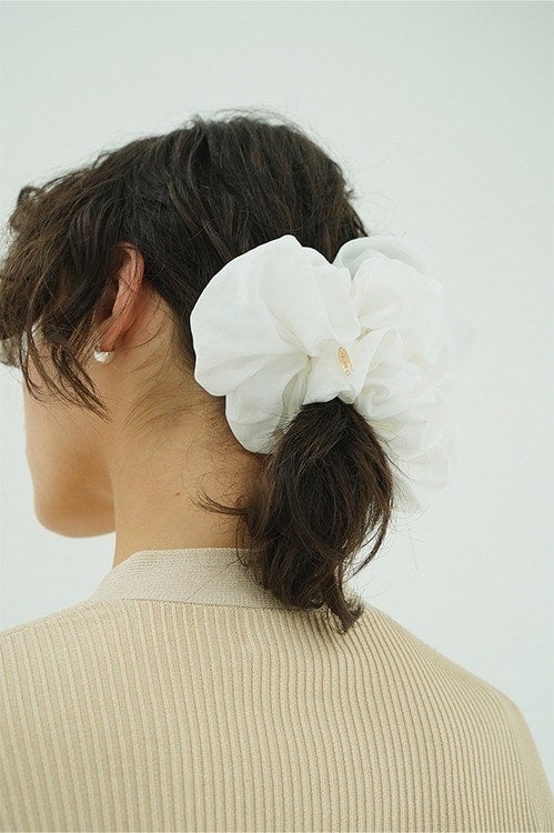 SHEER SCRUNCHIE