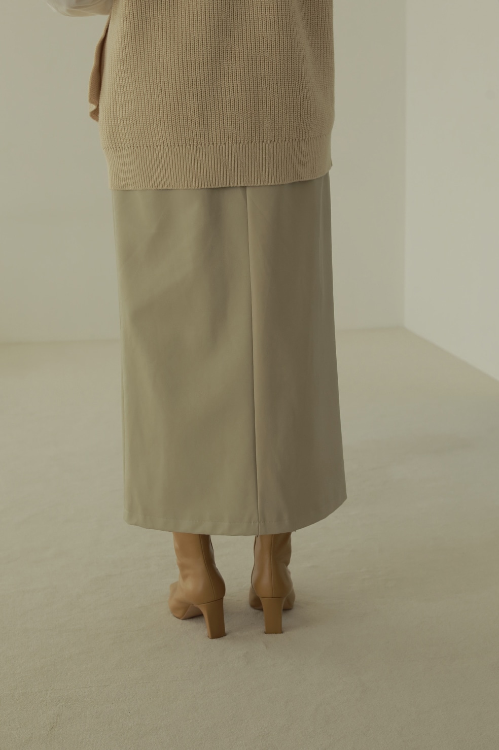 VEGAN LEATHER STRAIGHT SKIRT｜SKIRT/PANTS(スカート/パンツ)｜CLANE