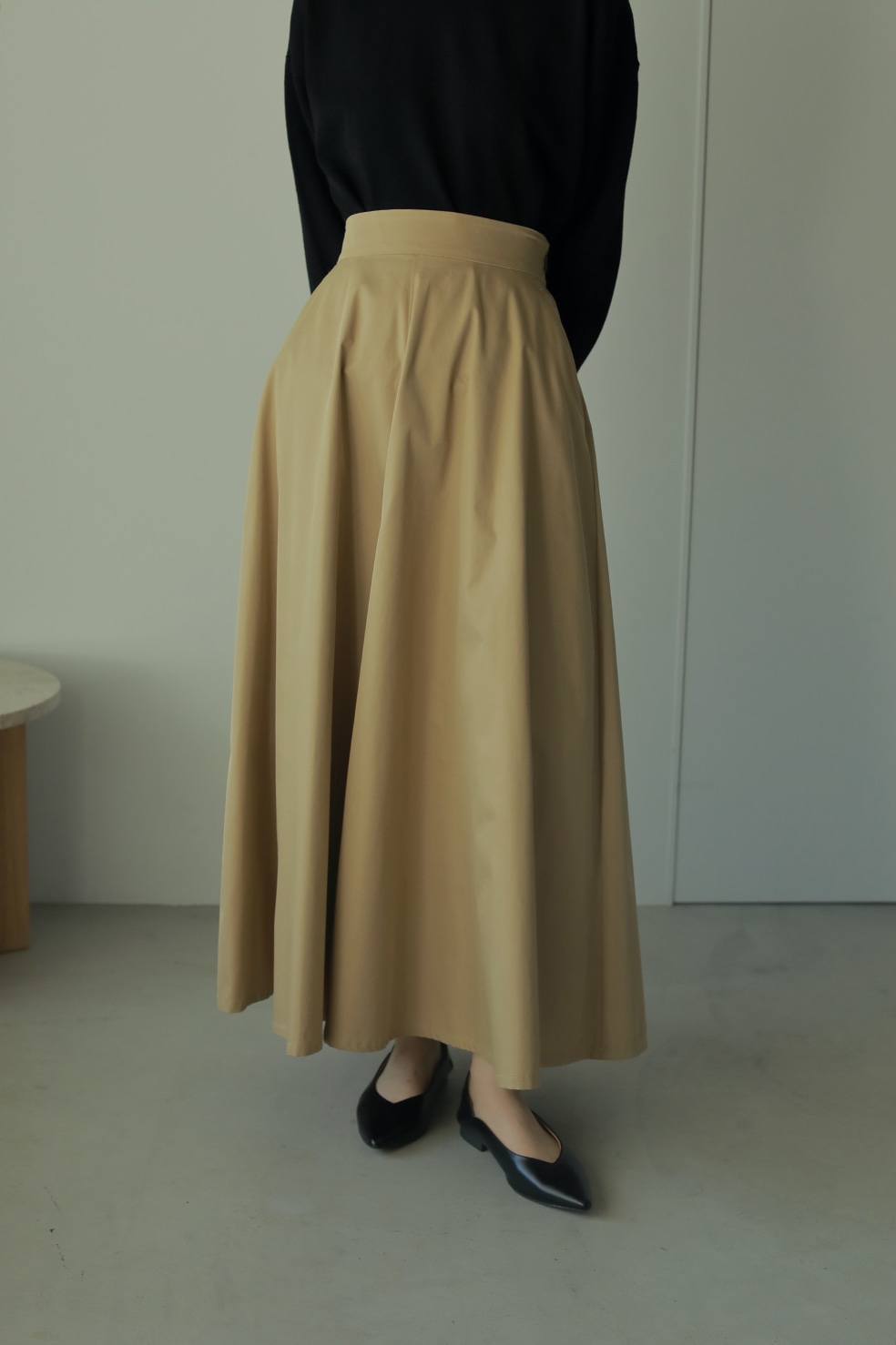 BACK SOLID FLARE SKIRT｜SKIRT/PANTS(スカート/パンツ)｜CLANE