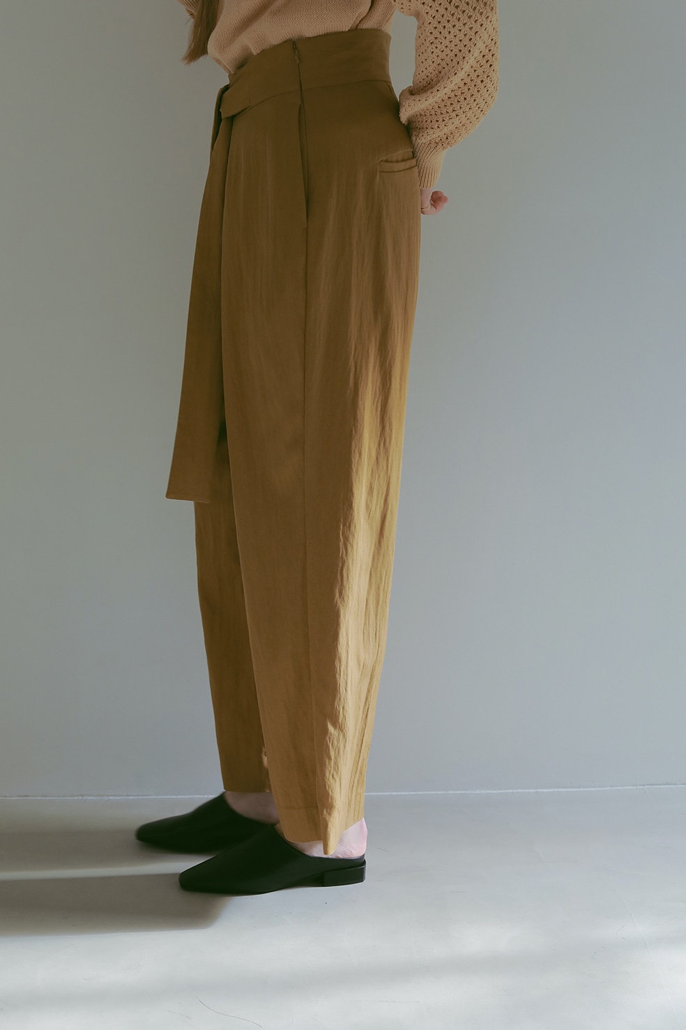 BELT TUCK LOOSE PANTS｜SKIRT/PANTS(スカート/パンツ)｜CLANE