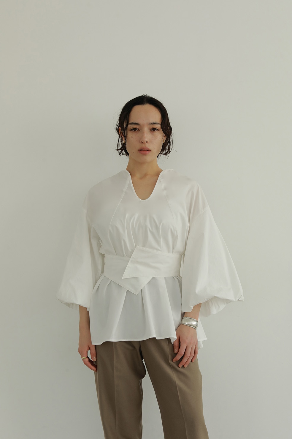 WIDE BELT BALLOON SLEEVE TOPS｜TOPS(トップス)｜CLANE OFFICIAL