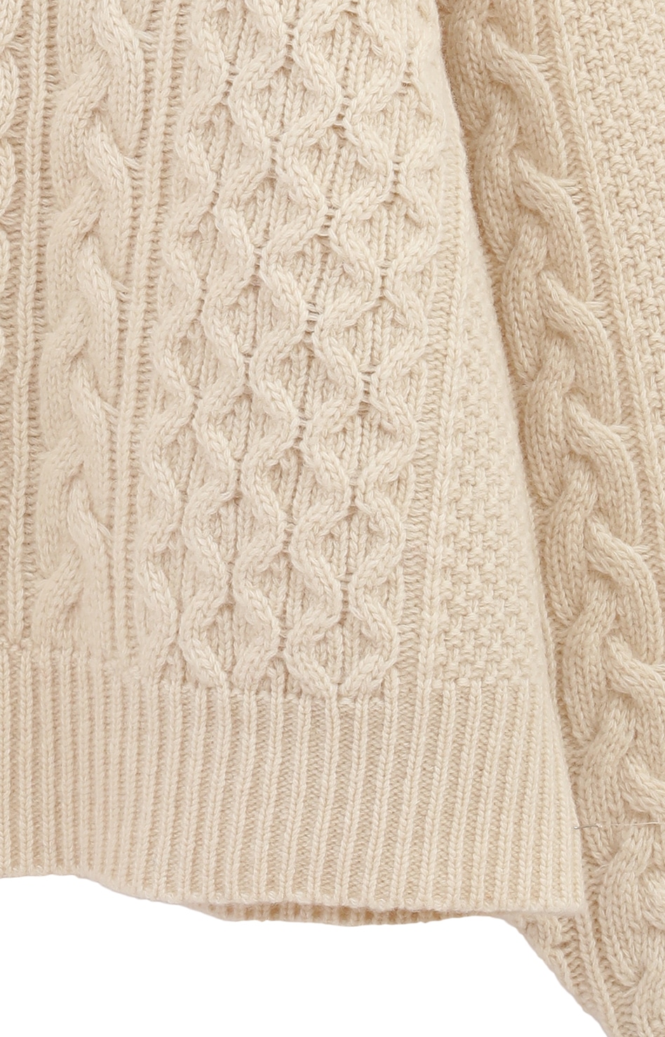 CLANE（クラネ）の「TUCK SHOULDER CABLE KNIT（ニット/セーター