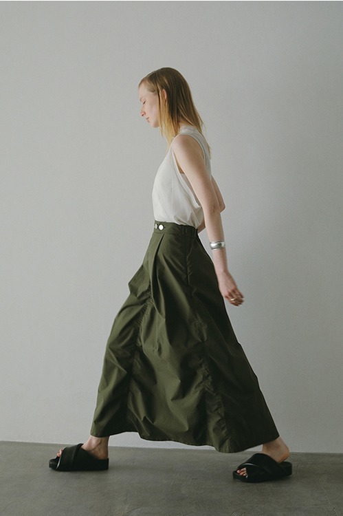 GATHER MILITARY LIKE SKIRT