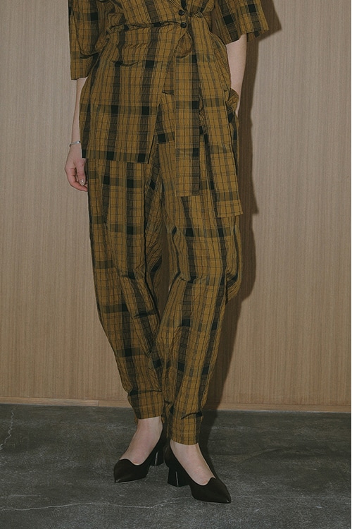 BELTED GATHER PANTS