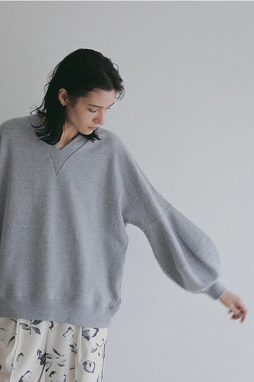 VOLUME SLEEVE LOGO SWEAT
