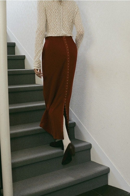 TAPE DETAIL STRAIGHT SKIRT