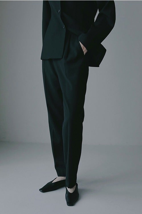 HIGH WAIST TAPERED PANTS