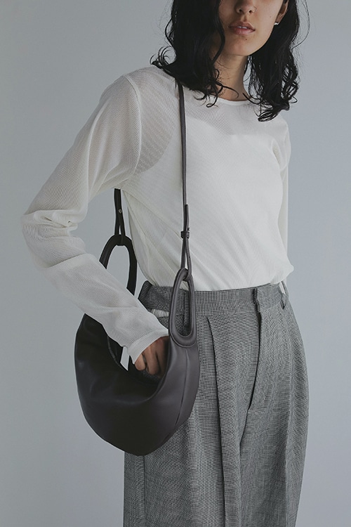 HANDLE MOON BAG