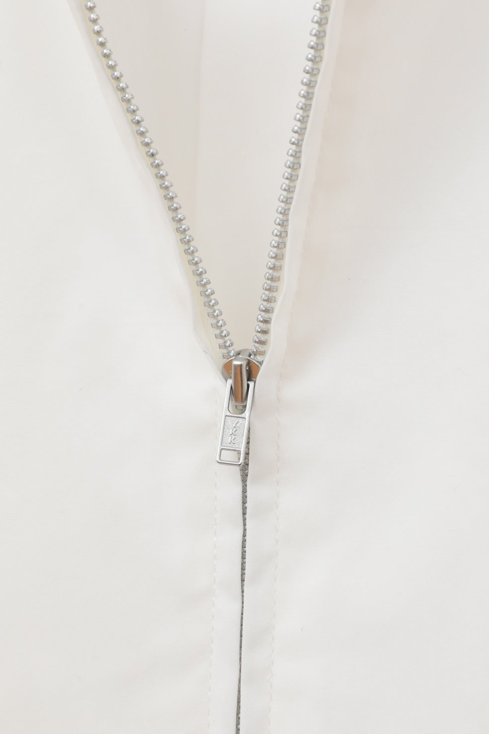 DRAWSTRING SLEEVE SHORT BLOUSE｜TOPS(トップス)｜MANOF