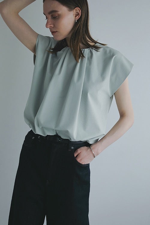 GATHER COMPACT CUT TOPS