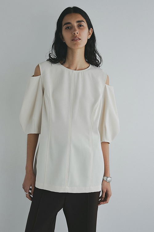 SLASH SHOULDER TOPS
