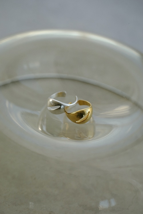 BYOKA×MANOF SLIT RING