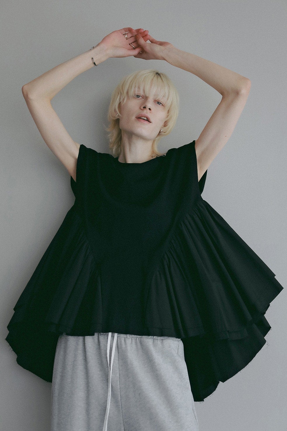 DOCKING PEPLUM CUT TOPS｜TOPS(トップス)｜MANOF OFFICIAL ONLINE STORE