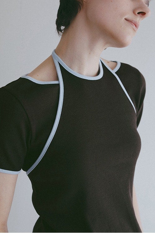 BICOLOR LAYERED TOPS