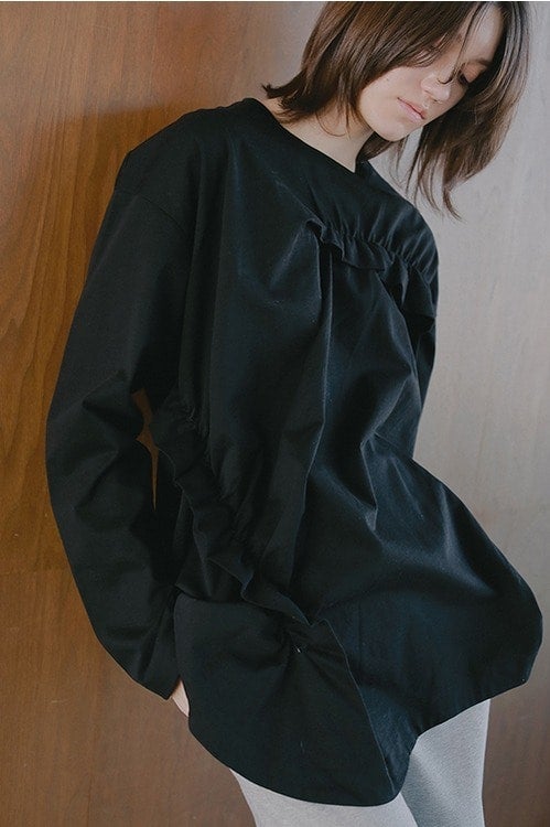 FRILLED LONG T-SHIRT