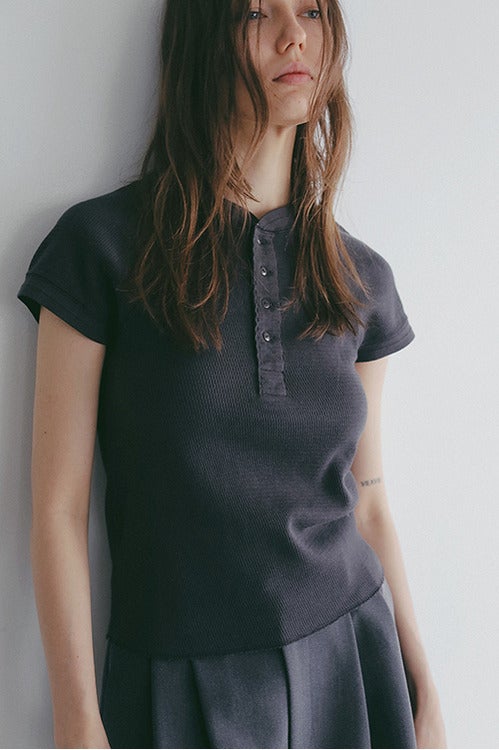 FAITH MILLS×MANOF THERMAL HENLY TEE