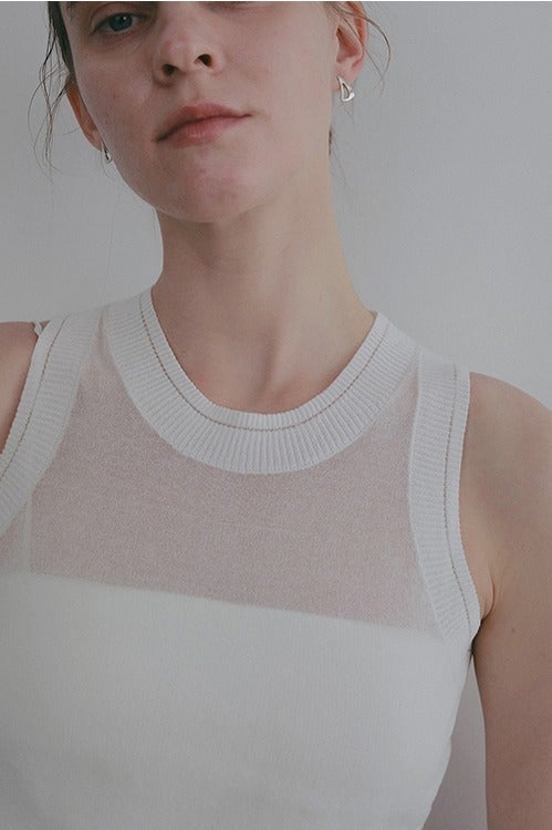SHEER SLEEVELESS KNIT