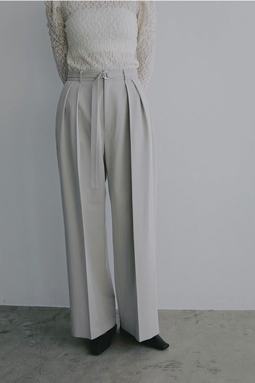 BELTED IN-TUCK WIDE PANTS