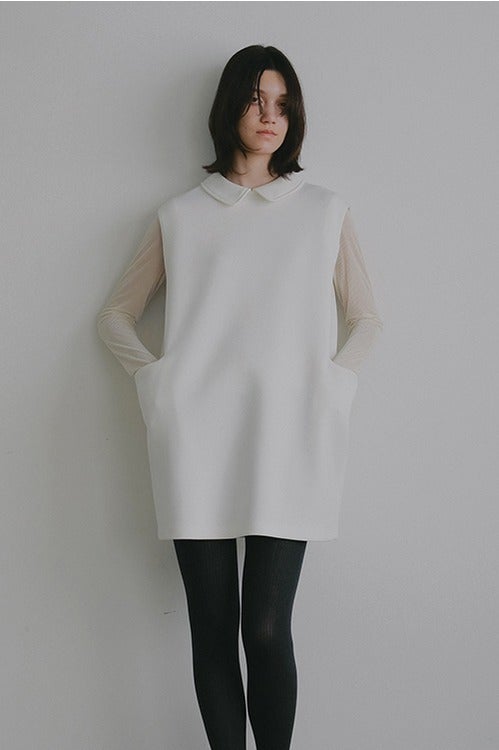 ROUND COLLAR POCKET ONE PIECE