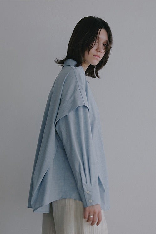 SHOULDER TUCK SHIRT
