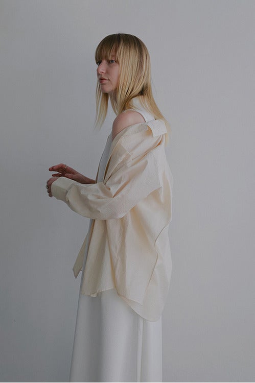 BACK LAYERED SHEER SHIRT
