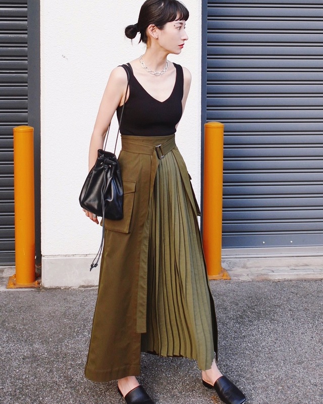 松本恵奈のMUST BUY- CLANEのお気に入りアイテム紹介 “MILITARY PLEATS DOCKING SKIRT”｜CLANE WEB｜ CLANE OFFICIAL ONLINE STORE